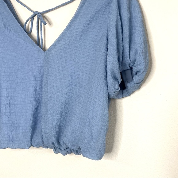 ASTR the Label Bubble Sleeve Gauze Top in Blue Size Medium - Picture 4 of 8